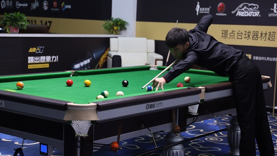 同组7位“00后”2位“10后”，张雨霏新赛季首秀：满眼都是自己2012年的样子.