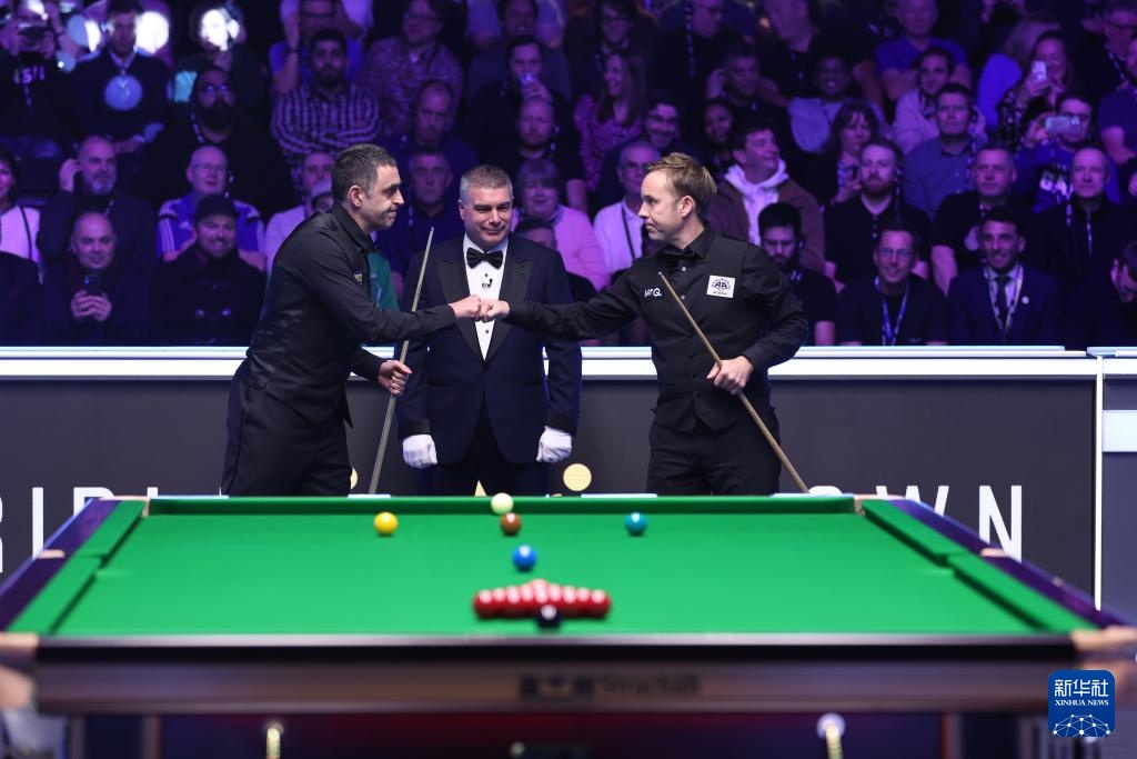 然而在郑钦 然而在郑钦